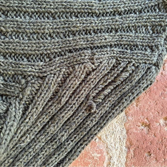 Free People Twisted Cable crop turtleneck sweater dark green gold metallic Small - Picture 11 of 16